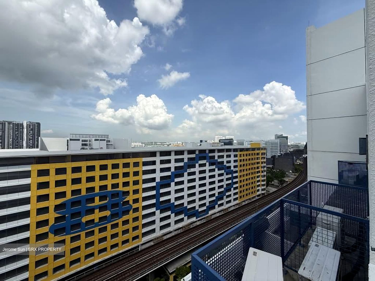 Tradehub 21 (D22), Factory #558133251